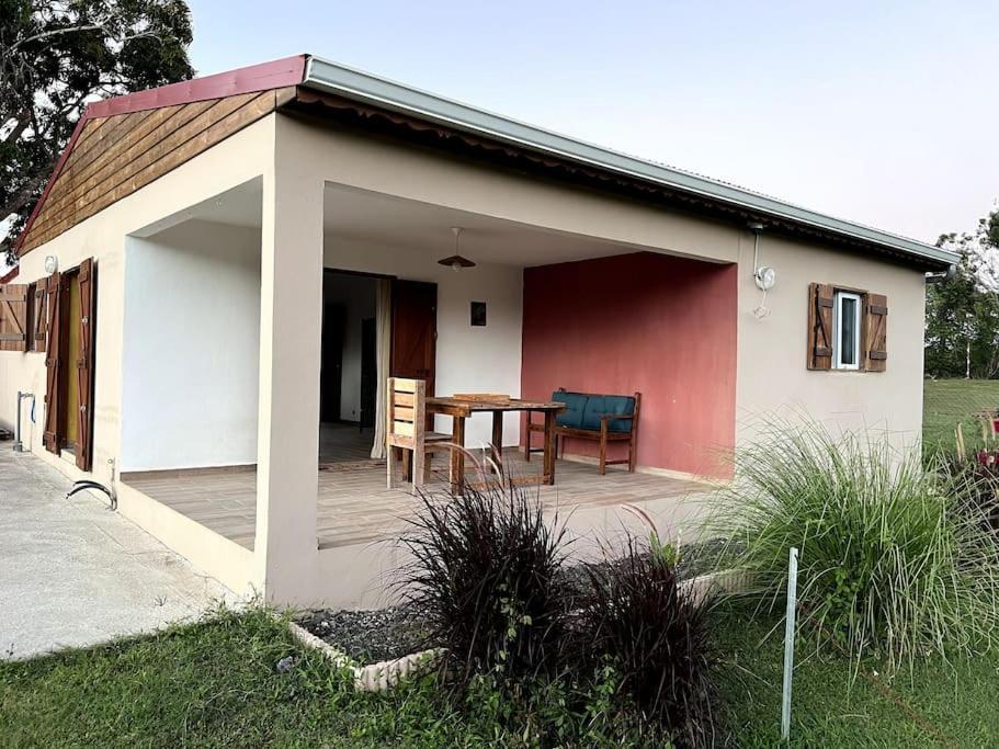 Jolie Petite Maison A La Campagne Le Moule Exteriér fotografie